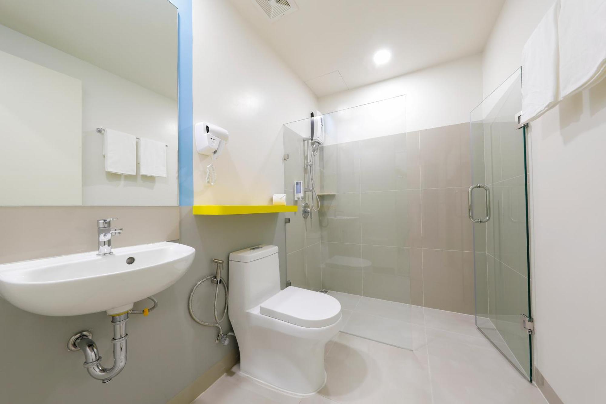 Hop Inn Hotel Davao City Екстериор снимка
