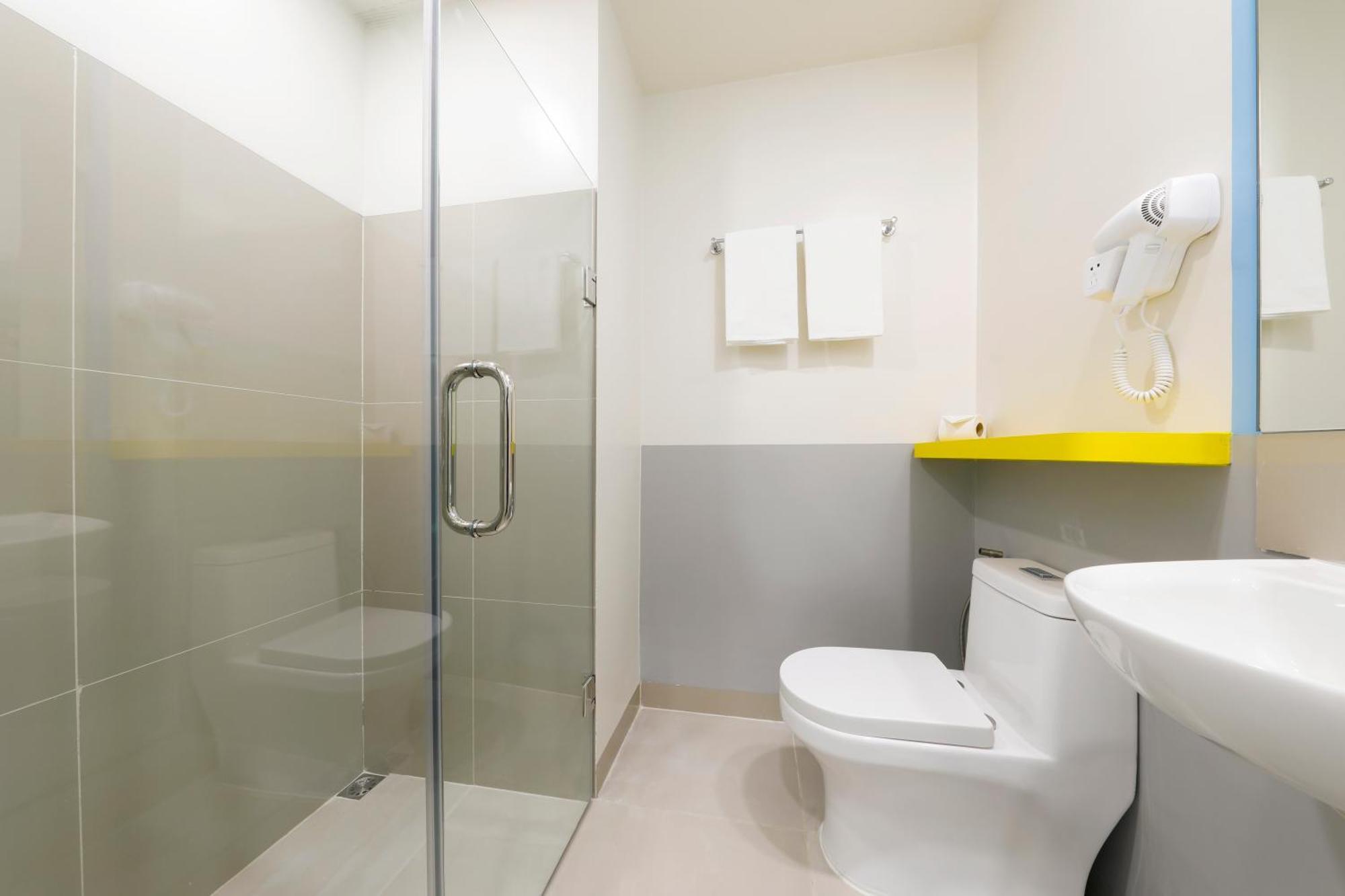 Hop Inn Hotel Davao City Екстериор снимка